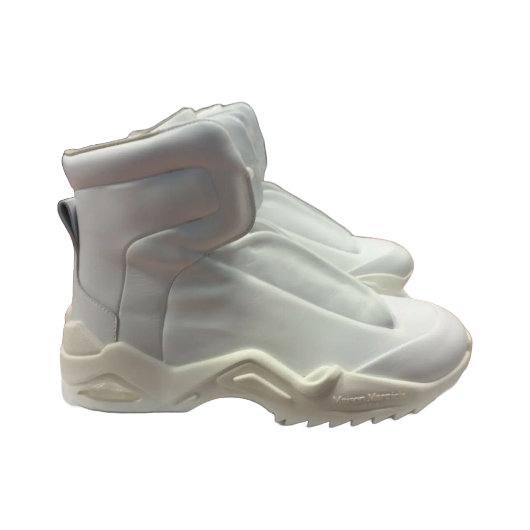 WHITE-WHITE HIGH TOP BOOT SHOES